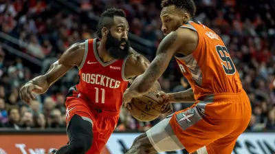 The Role of Off-the-Ball Movement in Unlocking Defenses