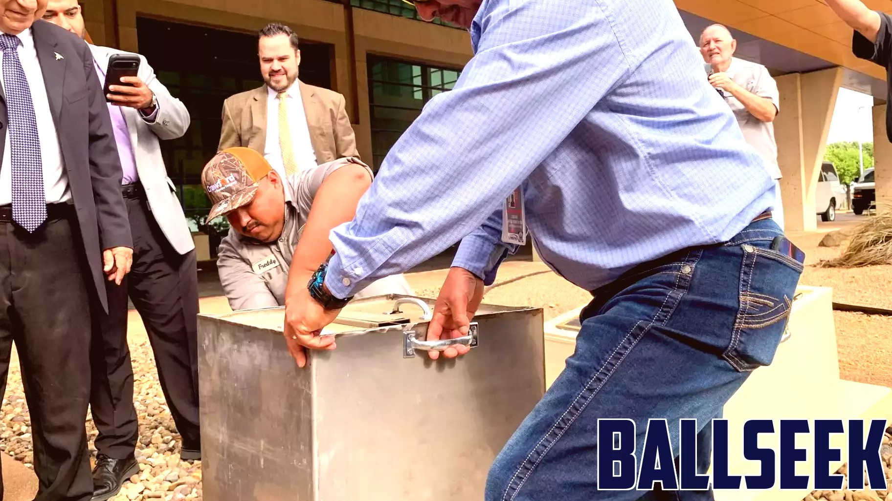 Time capsule buried in 2010 opened in Laredo