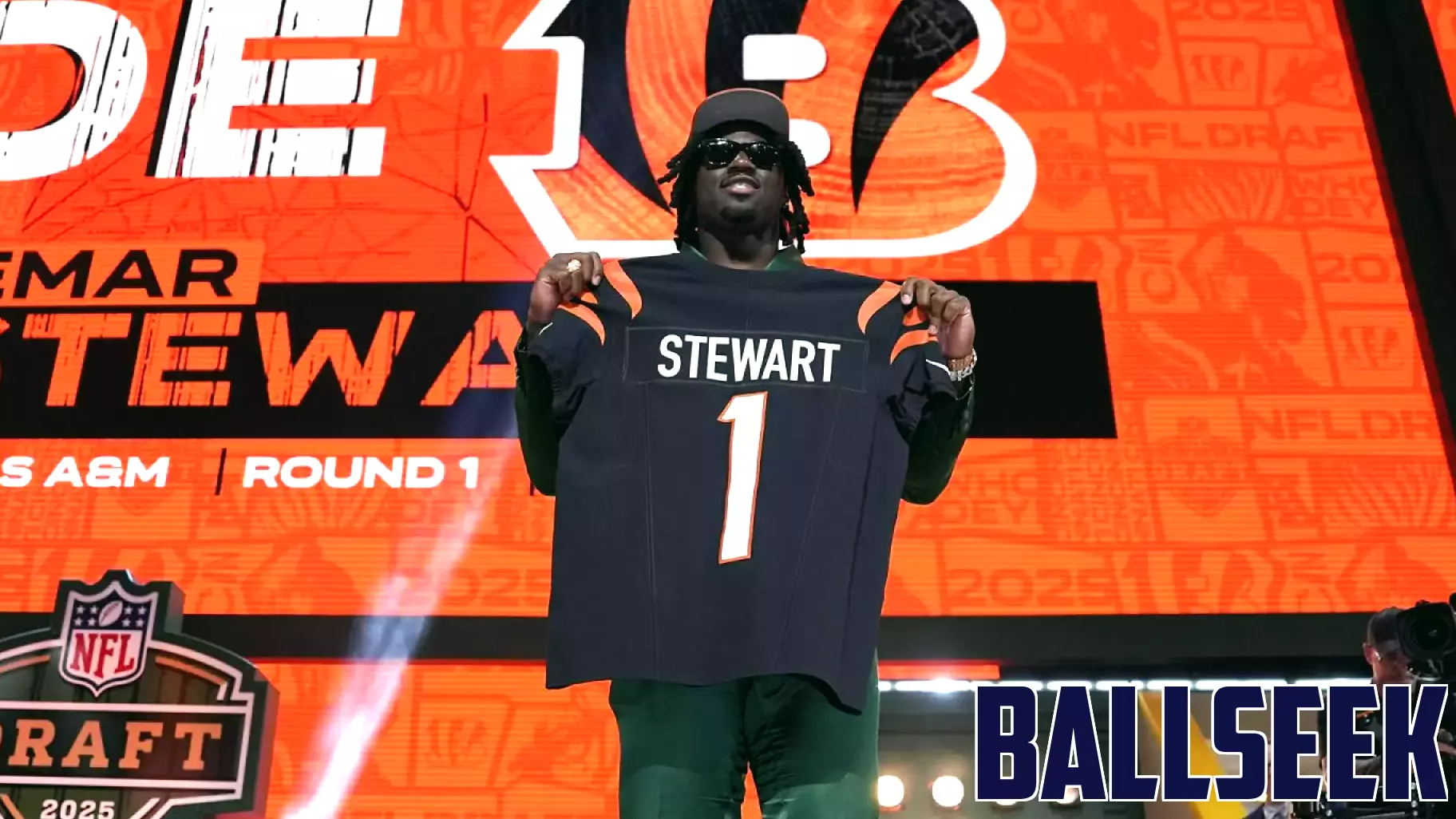 Unsigned Bengals First-Rounder Returns to Texas A&M for Training