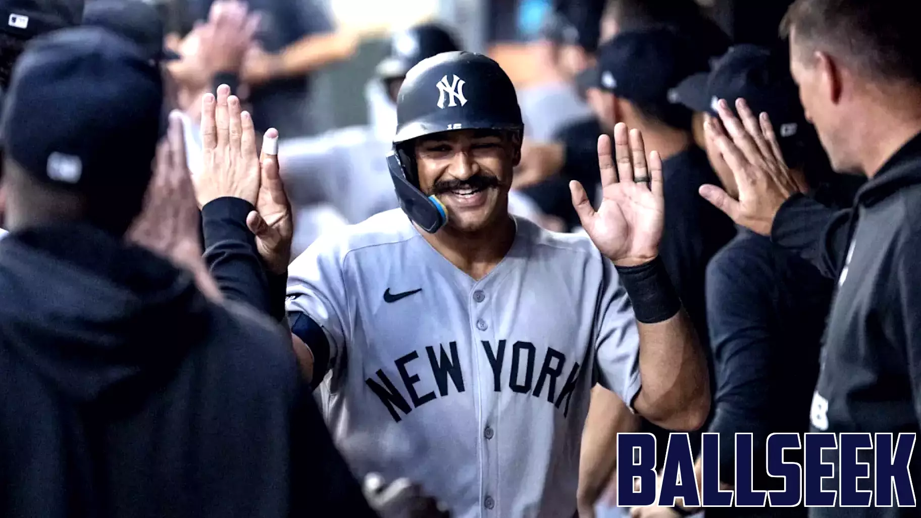Yankees Hold On for a Narrow Victory Against Twins